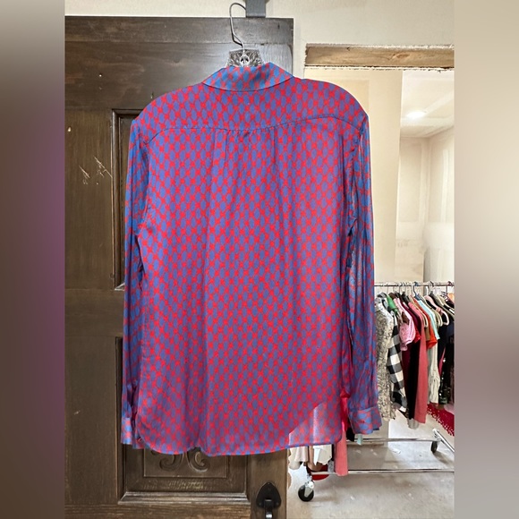 💐Miss me silk button down LS blouse. Size 8 - Picture 6 of 11